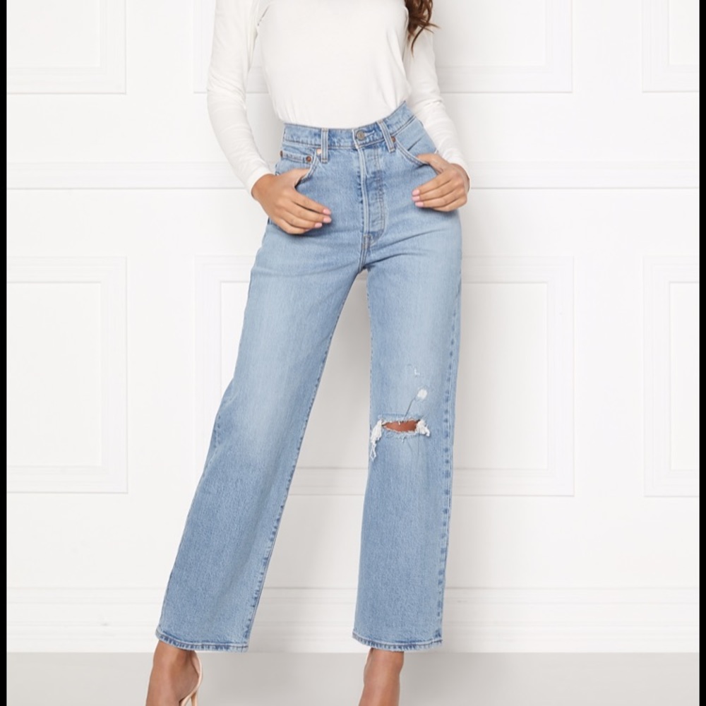 Levi’s Premium Ribcage denim Tango Fade Sz30